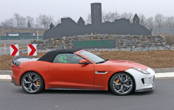 Jaguar F-Type SVR spy 02