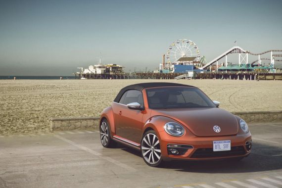 VW Beetle Cabriolet Wave Concept 01