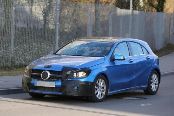 Mercedes-Benz A-Class facelift spy 01