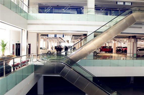 驾驭梦想 森扬国际汽车城开业