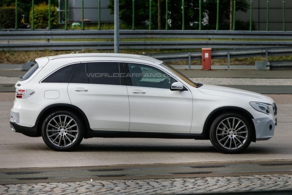 Mercedes GLC spy 04