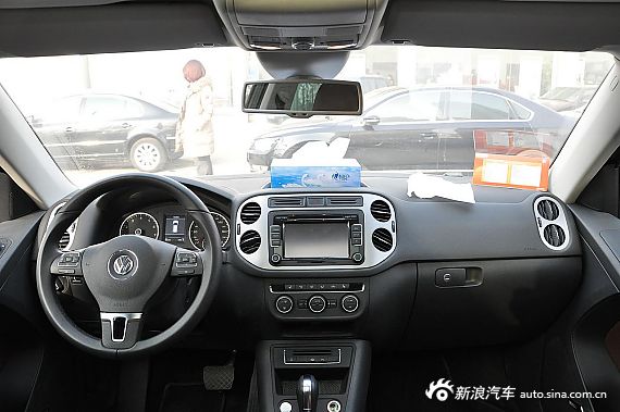 2013款途观2.0TSI自动旗舰版四驱