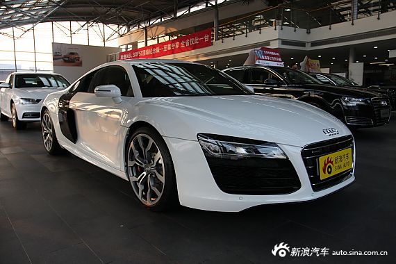 迷恋超跑的车迷靠拍超跑赚钱买上超跑(图)_杭