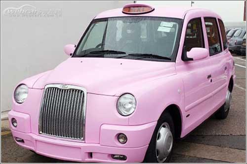 粉色的车_玛莎拉蒂粉色车标价_澳门豪车粉色