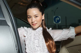 ����Ů������������˾�Խ(��ͼ)