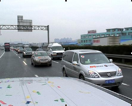 AVIS�����⳵�Լ�����Сʱ����������