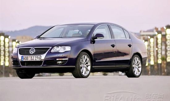 迈腾老款最高让利4万清库存 南昌4S店全调查