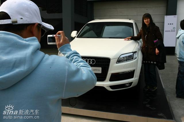 �µ���ɫ��ʻ-ݼӢѵ��Ӫ