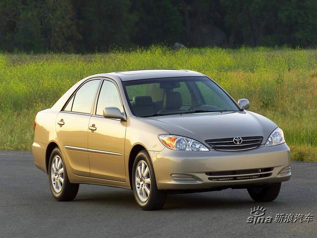 (Camry)