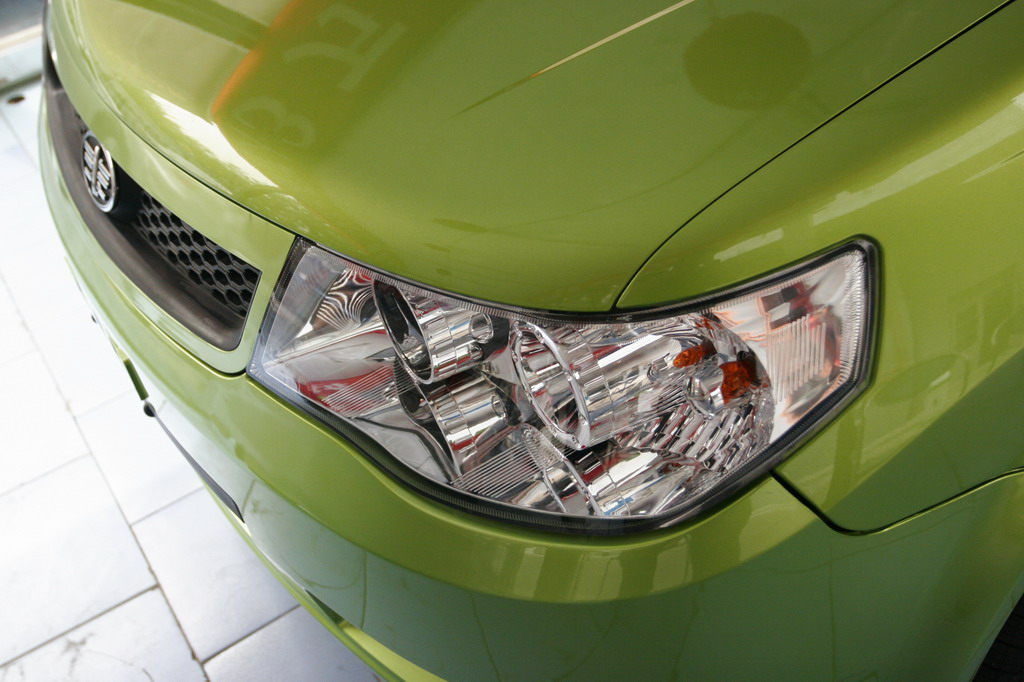 天津一汽两厢威志前大灯_图片