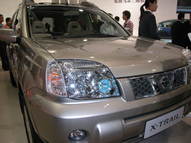 NISSAN X-TRAIL