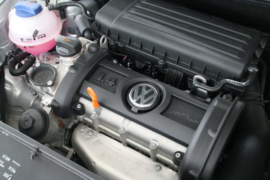 上海大众POLO劲情发动机_图片