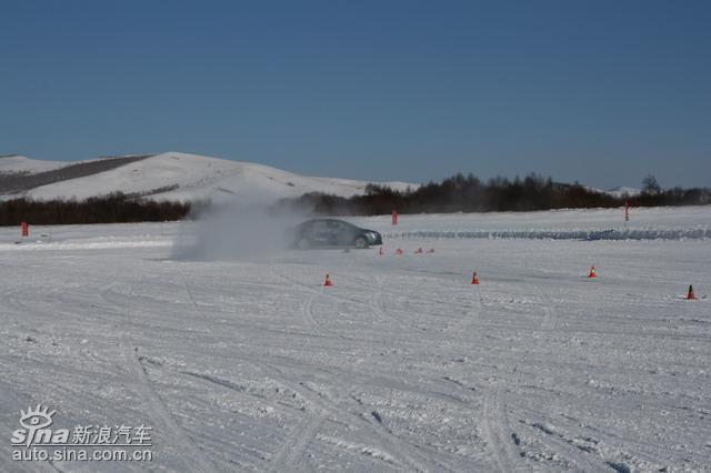 冰雪华尔兹--凯旋安全驾控体验 图片 新浪汽车 新浪网