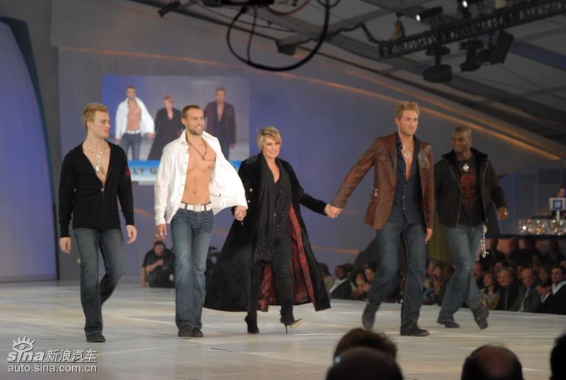 ����H3R���