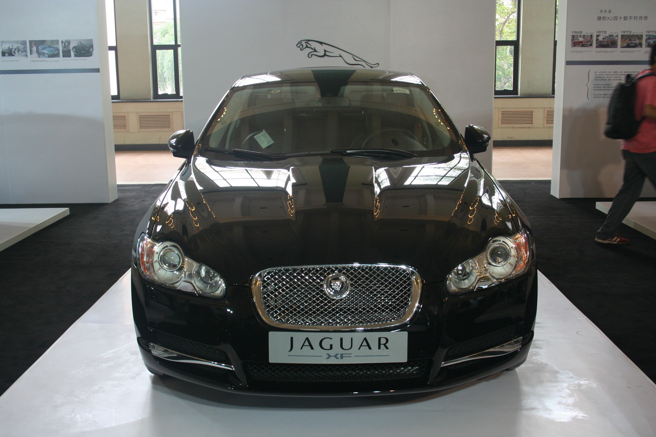 ݱJAGUAR XF