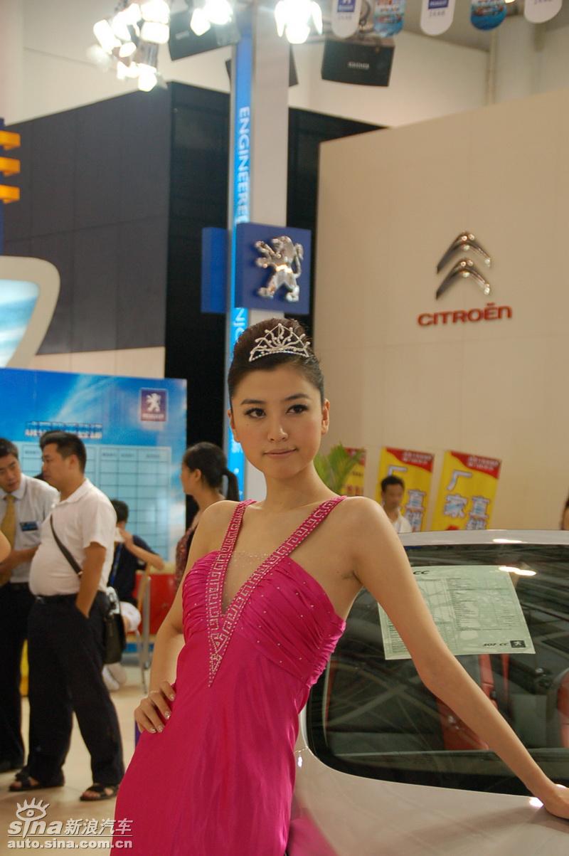 2009���ų�չ��Ů��ģ