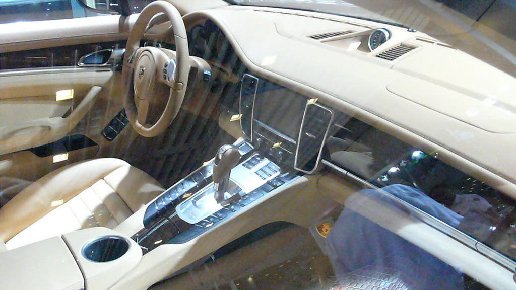 ��۰ĳ�չչ��ʵ��