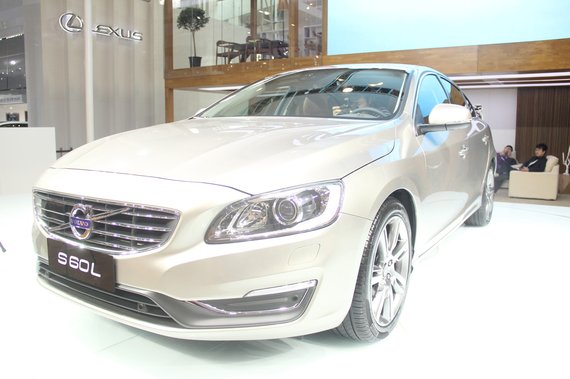 2014ֶS60L