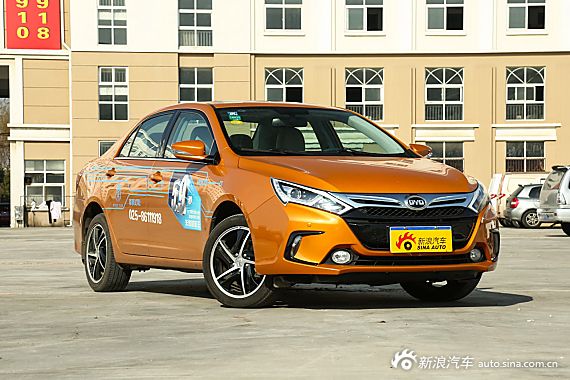 比亚迪秦补贴7.65万元 少量现车销售_深圳车市