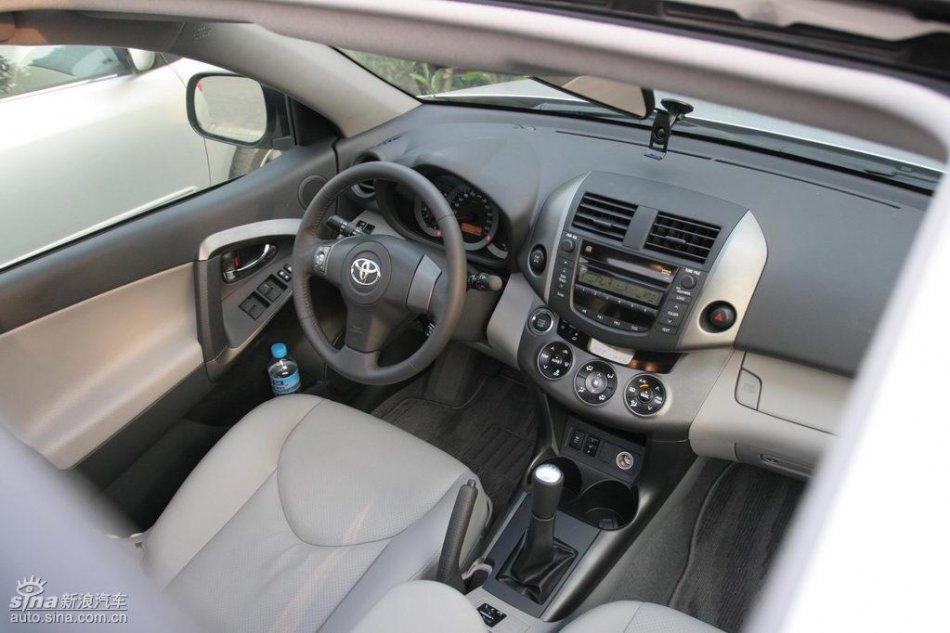 RAV4�������