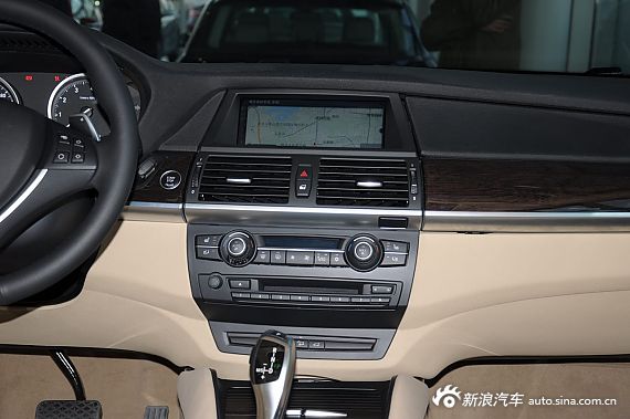 2012���X6����ʵ��