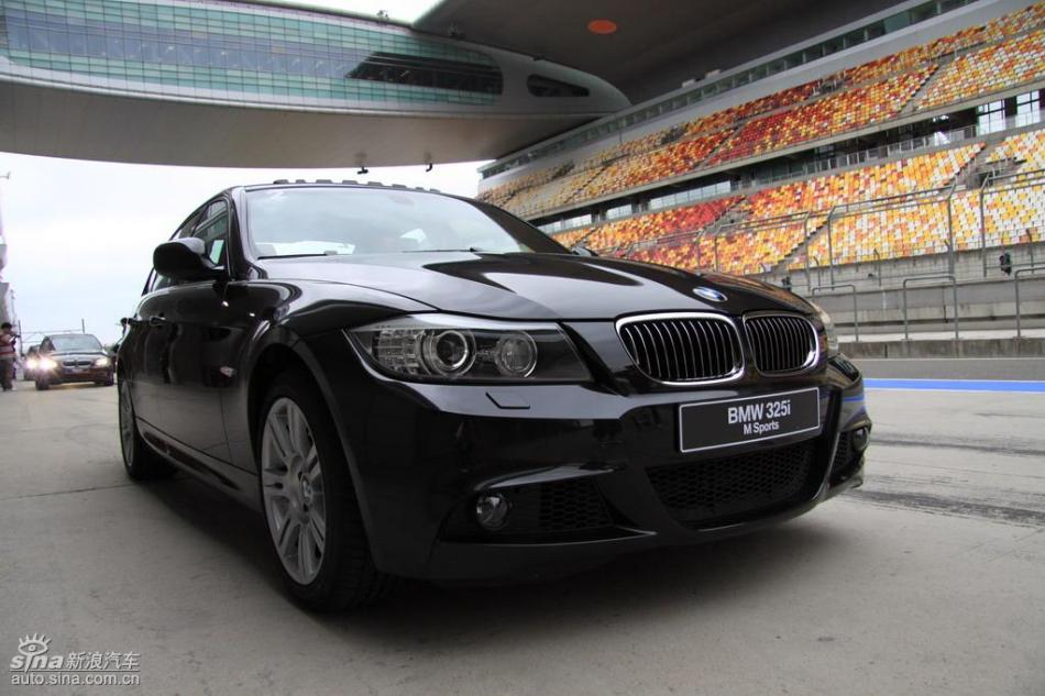 BMW 325i M˶ʵͼ