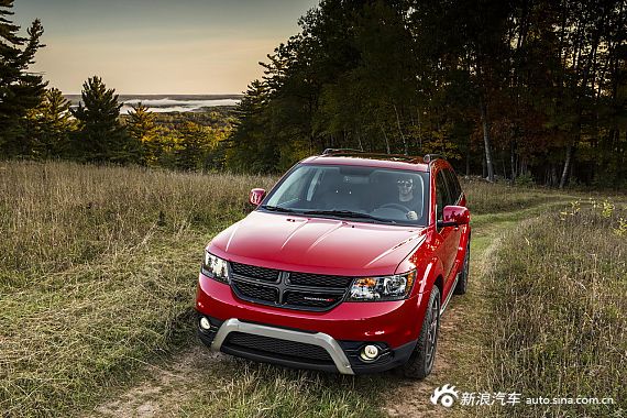 2014款酷威现金优惠8000元 店内现车在售