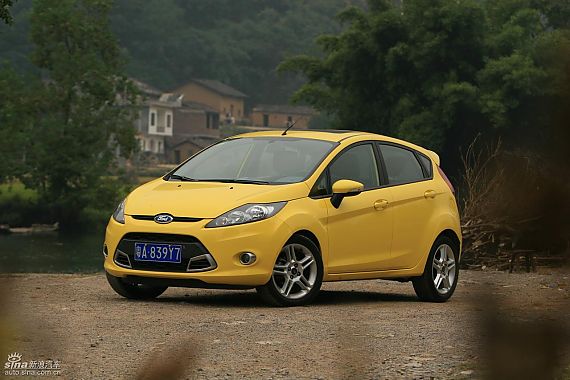 新嘉年华全系现金优惠8000元 少量现车