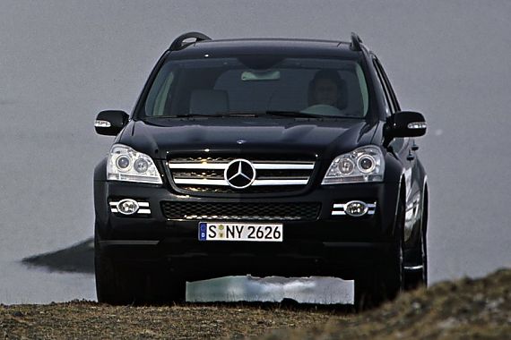 进口奔驰GL级现金优惠9万元 购车送礼包