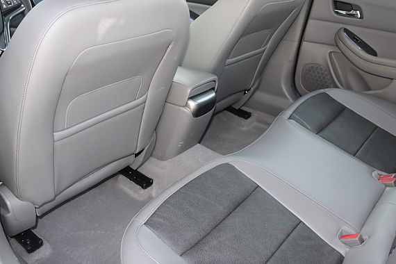 2012���~�J��2.4L�ԄӺ��A��