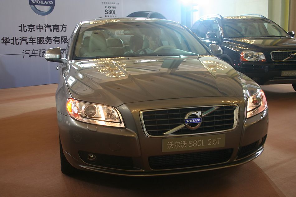 ֶVolvo S80L