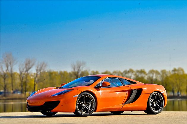 负重致远的复兴之作 迈凯轮MP4-12C_车致_新浪网