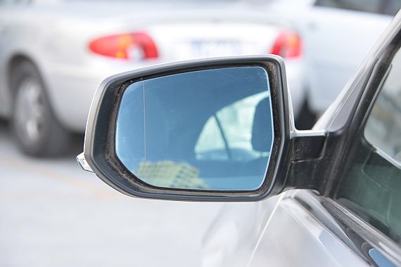 2012���~�J��2.4L�ԄӺ��A��