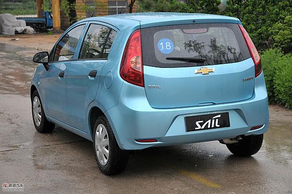 新賽歐兩廂版1.2EMT外觀-皓空藍(lán) 新賽歐兩廂版1.2EMT外觀-皓空藍(lán)