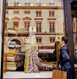 The tour guide, not the whole letter