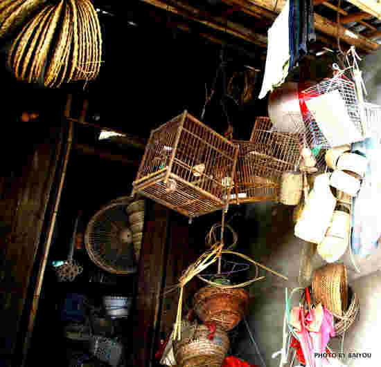 �������