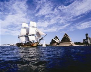 Sydney Opera House before sailing