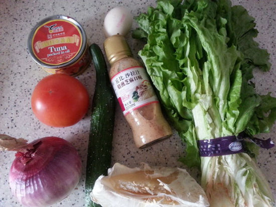 Salad ingredients prepared