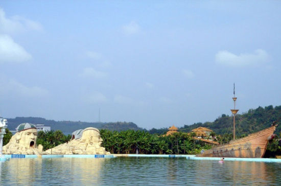 中国三大死海 不去约旦也可以体验漂浮