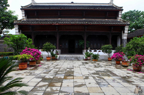 夏日清爽无限 酣畅淋漓畅游贵阳