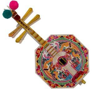 彝族乐器—月琴