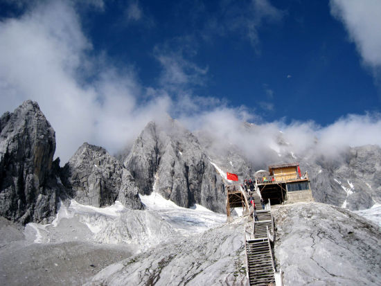 组图:玉龙雪山 一米阳光