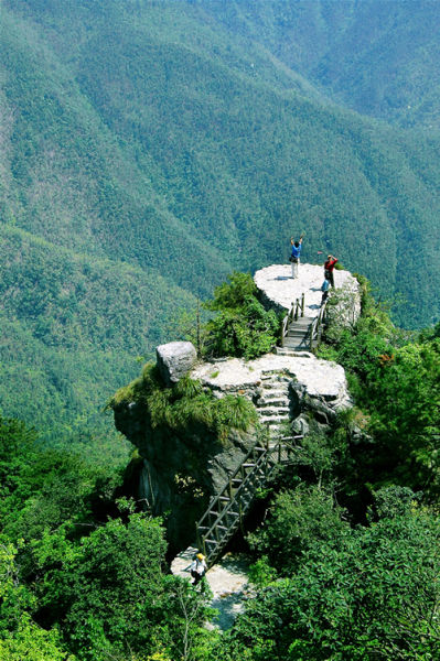 避暑"热"地九江神雾山风景区