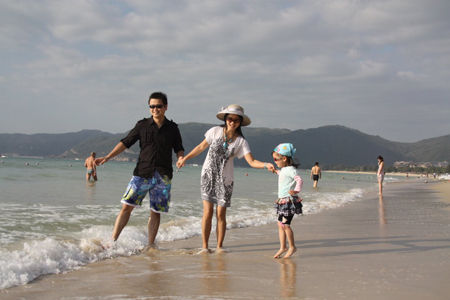 带着她来海南去看海