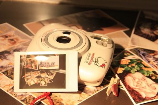 感受上海进贤路小店的LOMO大展