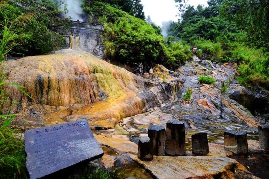 探秘云南腾冲 罕见的热海火山奇观
