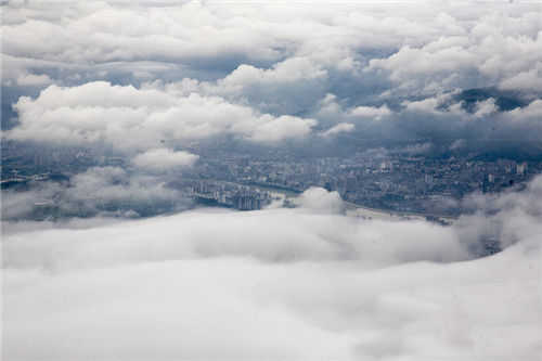 雨后天门山现绝美云海 风起云涌似天上人间(组