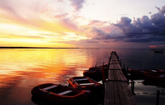 龙虎泡夕阳