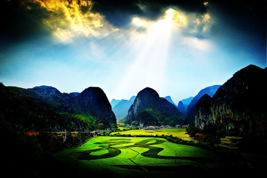 川旅景区公司股东成功托管国家首批5A级景区