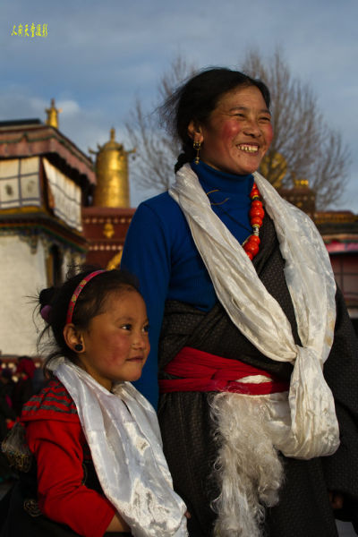 在千年古道八廓街头让您感受历史沧桑